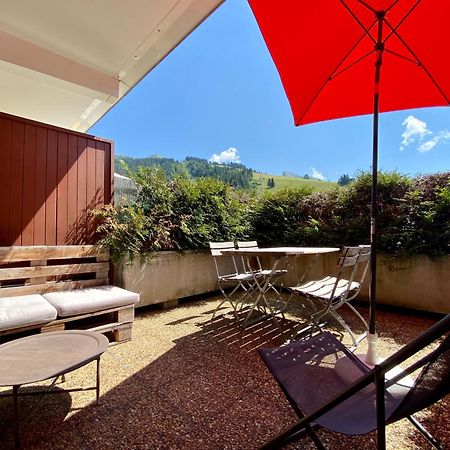 Appartement Cosy Avec Terrasse Sud - Proche Village La Clusaz Exteriör bild