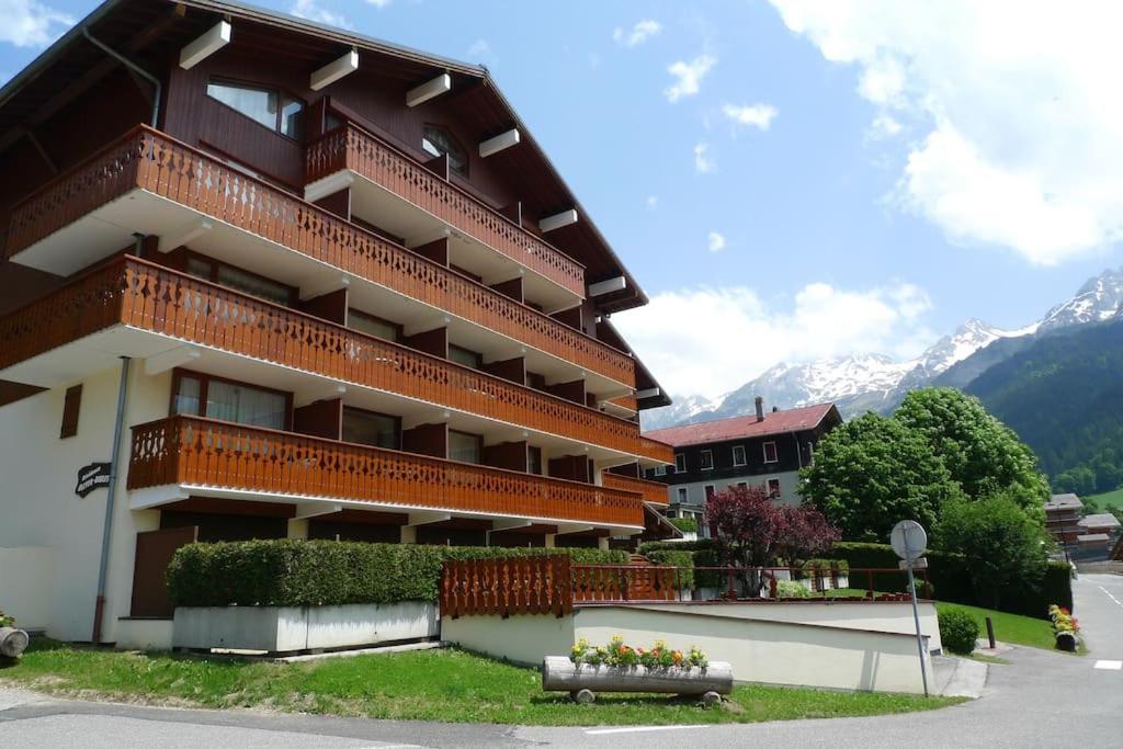 Appartement Cosy Avec Terrasse Sud - Proche Village La Clusaz Exteriör bild